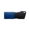 1 Memoria USB Kingston DataTraveler Exodia M 64GB color negro y azul vista frontal sobre fondo blanco.