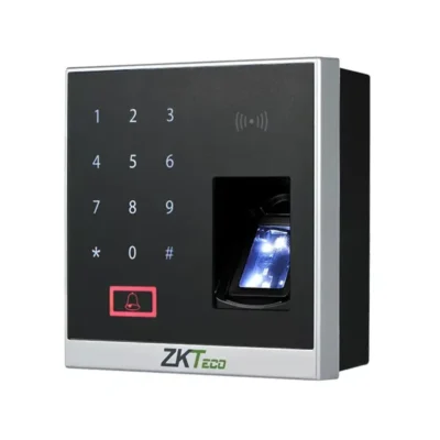 2 Terminal de control de acceso biométrico ZKTeco X8-BT vista frontal mostrando su teclado táctil, lector de huellas y diseño compacto.