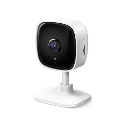 1 Cámara de seguridad interior TP-Link Tapo C100 vista frontal 1080p fondo blanco.