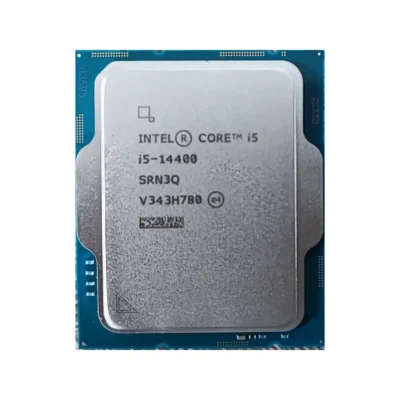 Procesador Intel Core i5-14400 de 14ª Generación sobre fondo blanco.