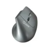 Mouse vertical Quasad QME-V10 color gris inalámbrico vista frontal sobre fondo blanco