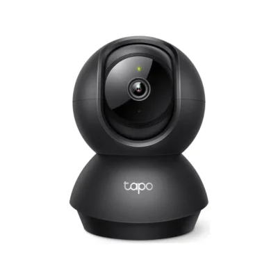 Cámara de seguridad interior WiFi TP-Link Tapo C211 color negro vista frontal, destacando su lente 2K y diseño motorizado 360 grados.