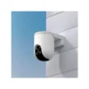 2 Cámara de seguridad exterior WiFi EZVIZ H8c PRO vista frontal mostrando su lente de resolución 3K y diseño motorizado resistente a la intemperie.