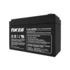 Acercamiento a la batería Forza FUB-1290 destacando su diseño sellado de ácido-plomo libre de mantenimiento y terminales de conexión en la parte superior.